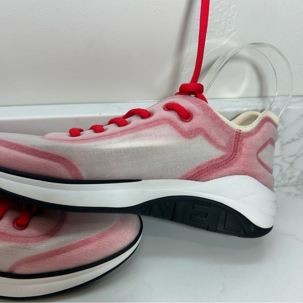 NEW Chanel Women's CC Low-Top Sneakers Mesh Lycra Red White EU 40 US 9.5-10 - Picture 4 of 10